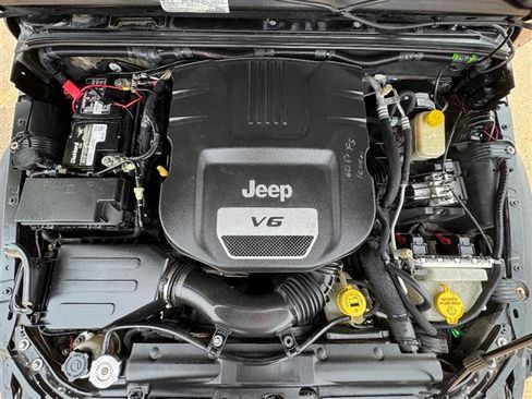 Used 2016 Jeep Wrangler Sport image 17