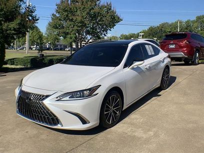 Certified 2025 Lexus ES 350 w/ Premium Package