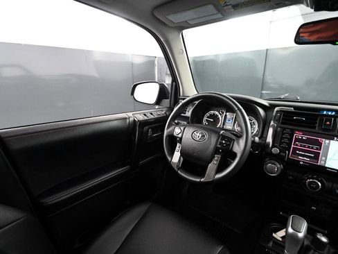 Used 2022 Toyota 4Runner TRD Off-Road Premium image 23