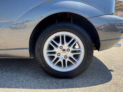 Used 2005 Ford Focus ZX3 Hatchback FWD image 15