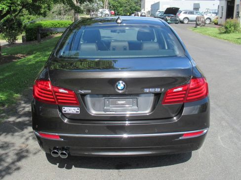 Used 2015 BMW 528i xDrive Sedan AWD/4WD image 8