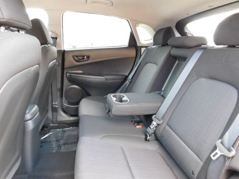 Used 2022 Hyundai Kona SEL image 20