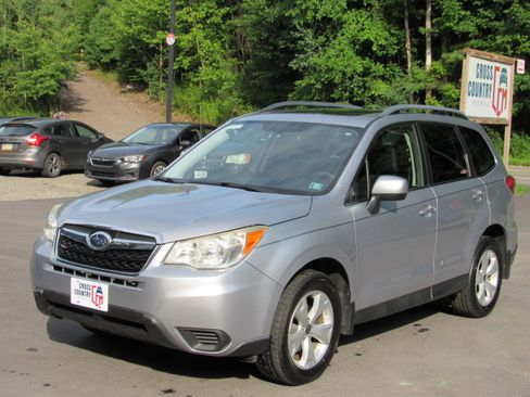 Used 2015 Subaru Forester 2.5i Premium AWD/4WD image 8