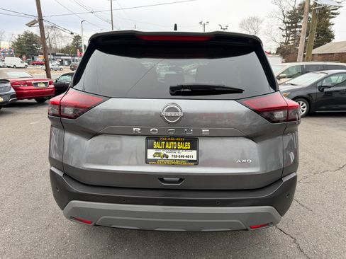 Used 2023 Nissan Rogue S image 30