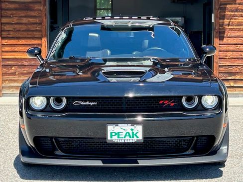 Used 2022 Dodge Challenger R/T Scat Pack RWD image 7
