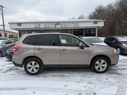 Used 2016 Subaru Forester 2.5i Premium image 1