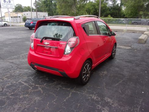 Used 2013 Chevrolet Spark LT w/ 2LT FWD image 4