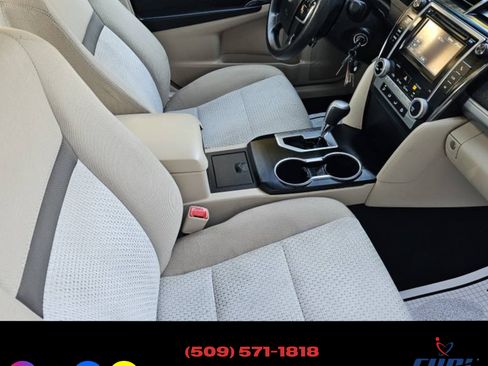 Used 2012 Toyota Camry LE image 23