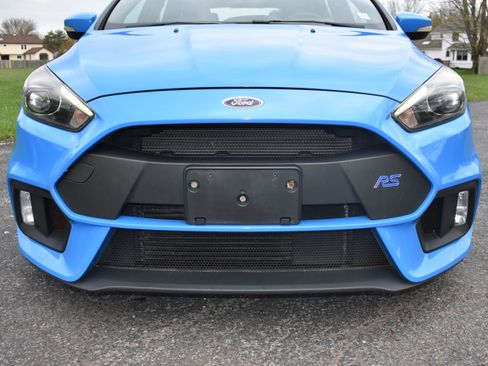 Used 2017 Ford Focus RS AWD/4WD image 27