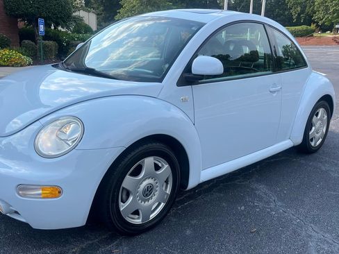 Used 2000 Volkswagen Beetle GLS Coupe FWD image 1