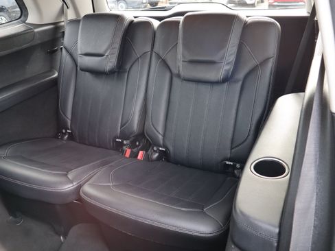 Used 2016 Mercedes-Benz GL 450 image 14