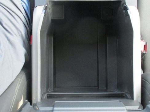 Used 2017 Ford F150 STX image 51