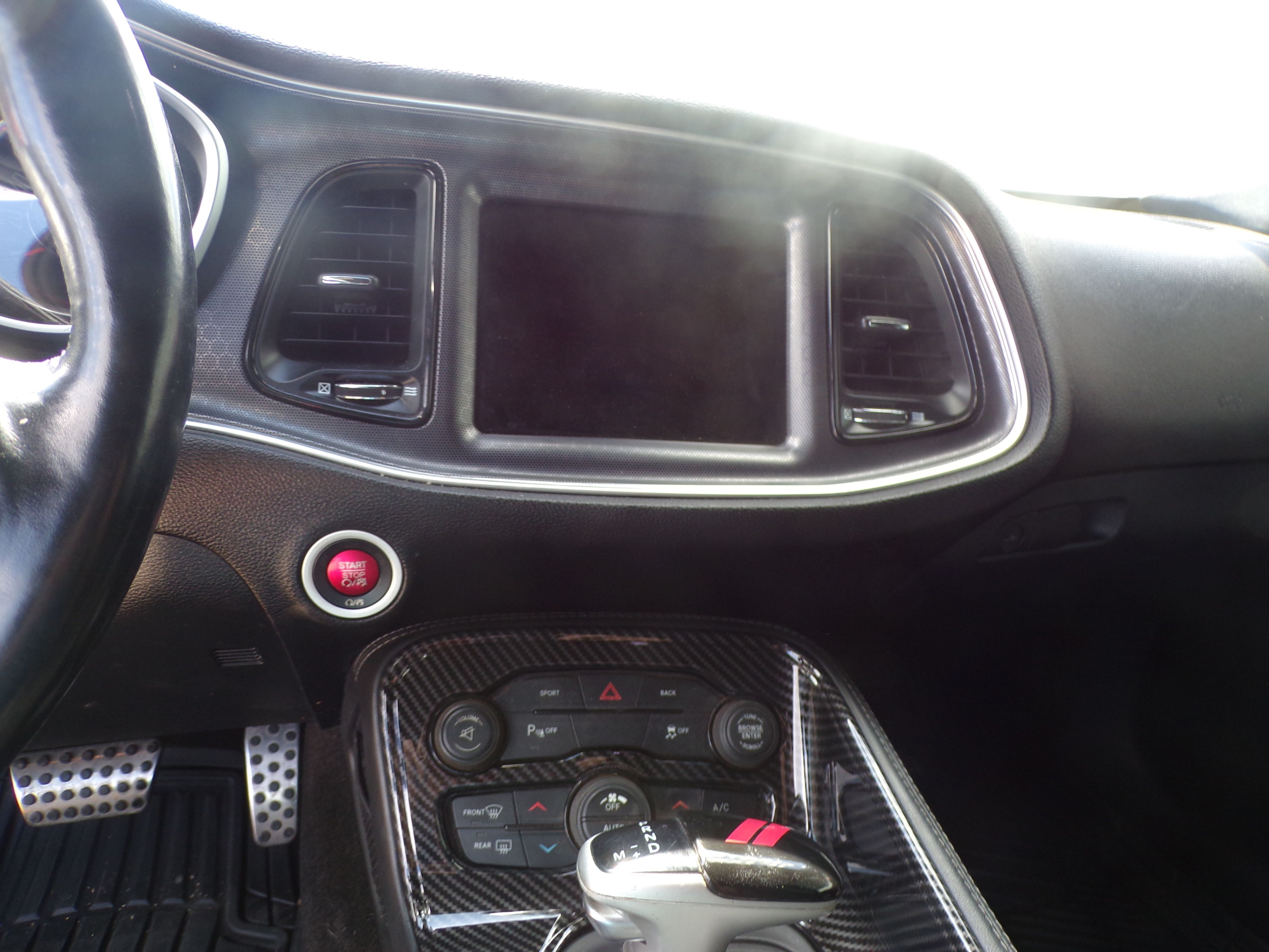 Used 2016 Dodge Challenger SXT RWD image 11