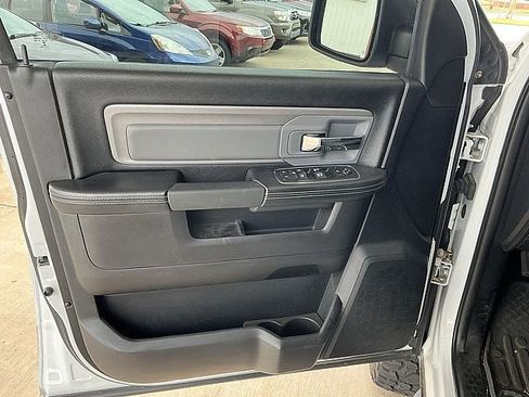 Used 2017 RAM 2500 Power Wagon Tradesman image 16