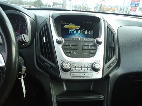 Used 2016 Chevrolet Equinox LT image 17