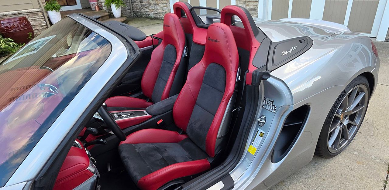 Used 2016 Porsche Boxster Spyder RWD image 51