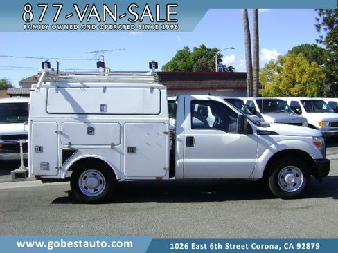 Used 2013 Ford F350 XL image 1