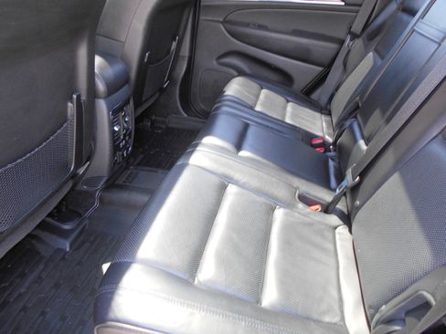 Used 2018 Jeep Grand Cherokee Overland image 8