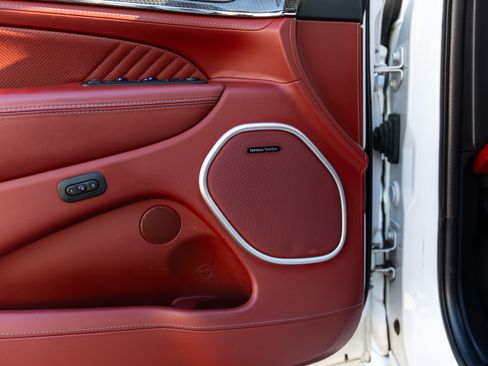 Used 2018 Jeep Grand Cherokee Trackhawk image 10