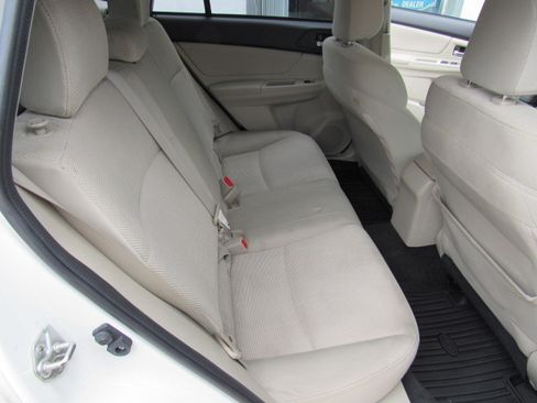 Used 2013 Subaru XV Crosstrek 2.0i Premium AWD/4WD image 16