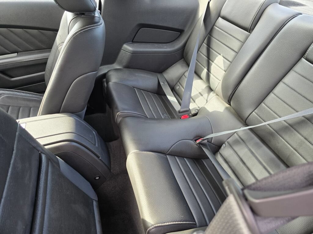 Used 2010 Ford Mustang Premium RWD image 20