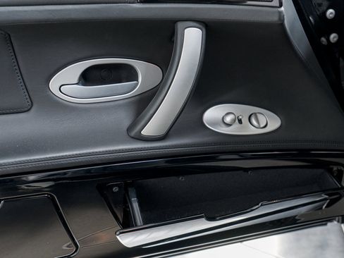Used 2003 BMW Z8 Alpina image 15