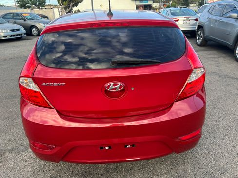Used 2016 Hyundai Accent SE Hatchback FWD image 9