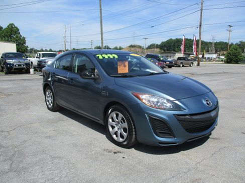 Used 2011 MAZDA MAZDA3 i Sport Sedan FWD image 4