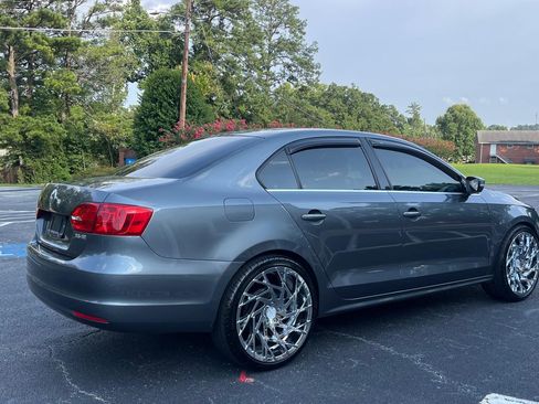 Used 2013 Volkswagen Jetta SE Sedan FWD image 5