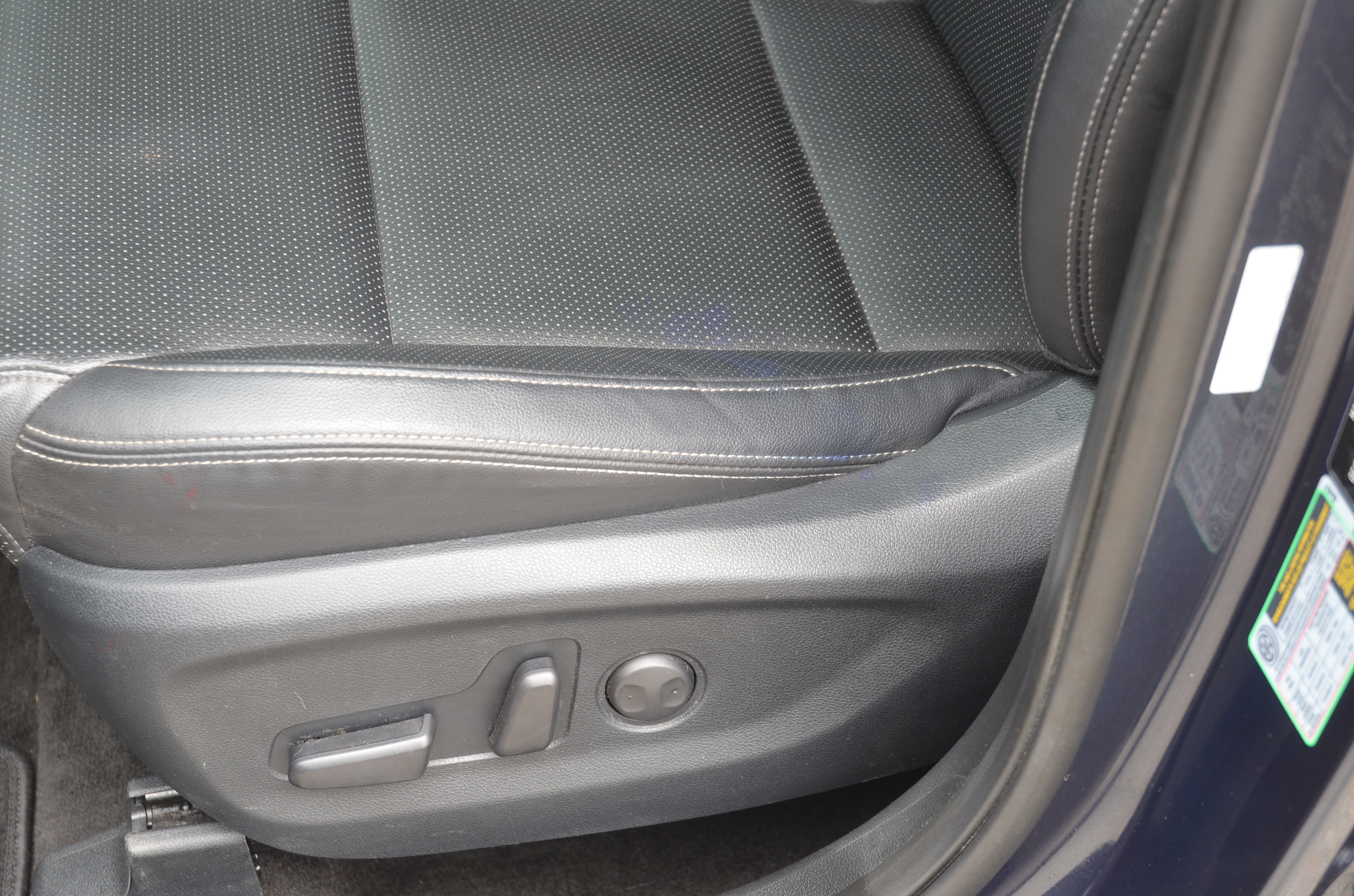 Used 2022 Kia Sportage AWD Nightfall Edition image 23