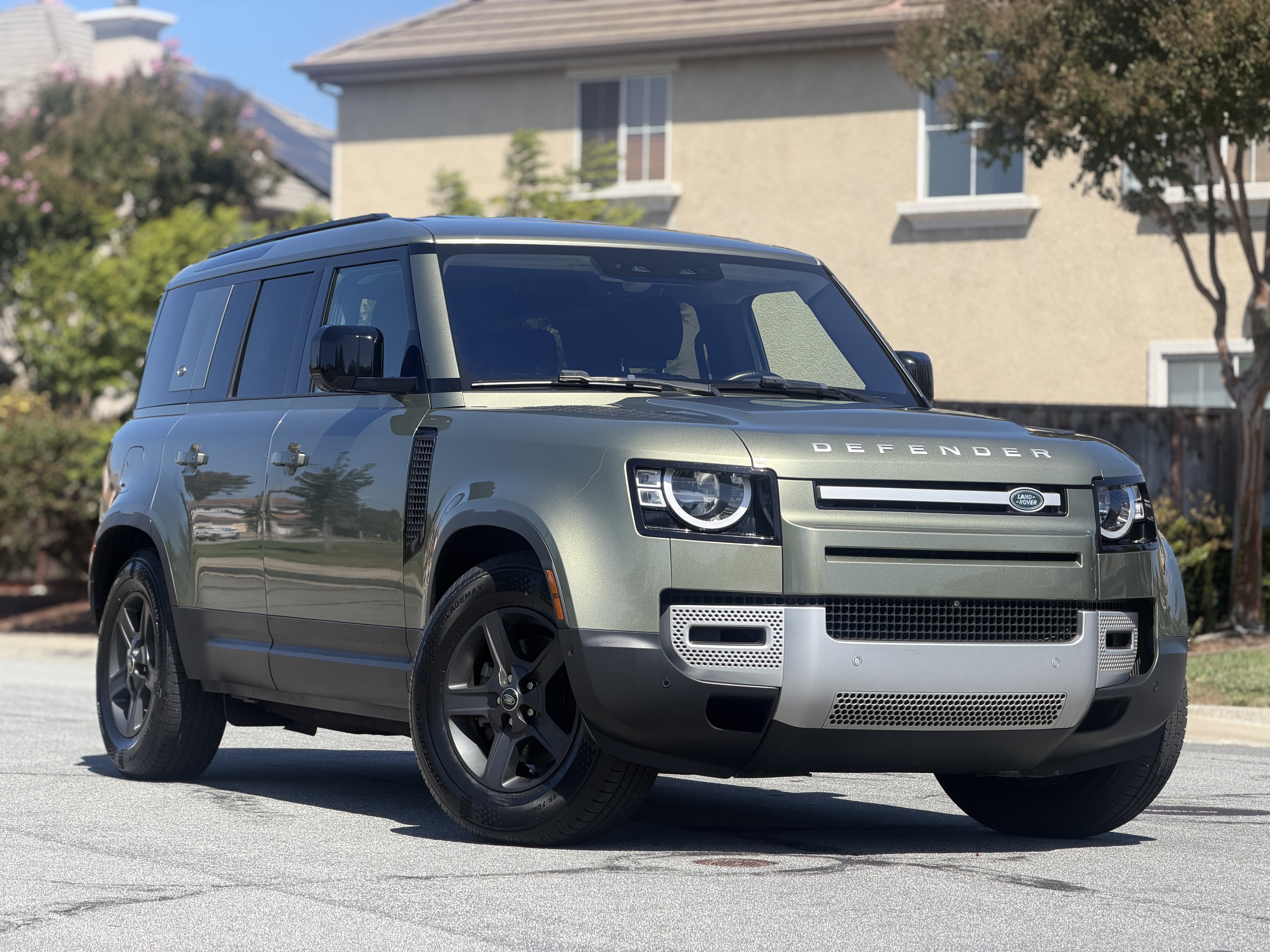 Used 2020 Land Rover Defender 110 AWD/4WD image 5