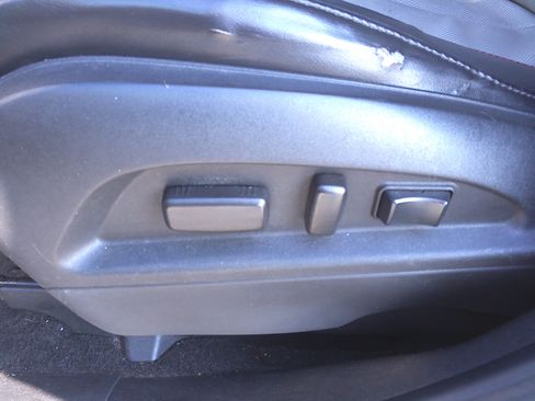 Used 2013 Chevrolet Equinox LT image 33