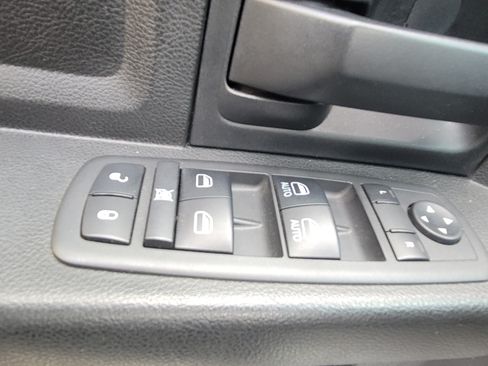 Used 2019 RAM 1500 Tradesman image 13