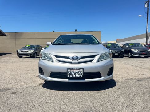 Used 2011 Toyota Corolla LE FWD image 13