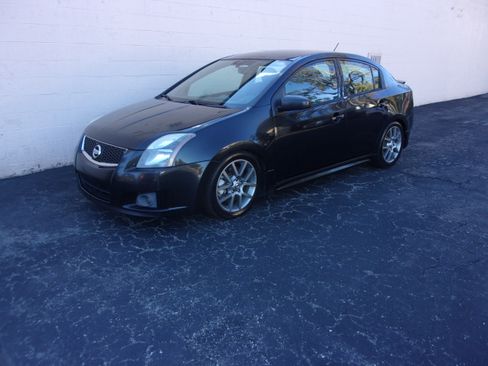 Used 2012 Nissan Sentra SE-R Spec V image 1