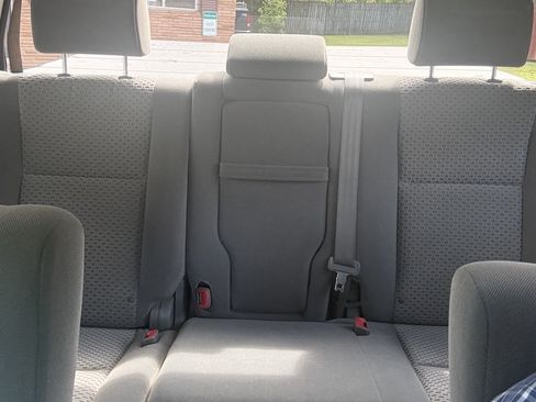 Used 2010 Toyota Tundra 4x4 CrewMax image 19