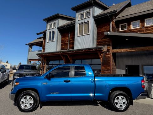 Used 2018 Toyota Tundra SR5 image 2