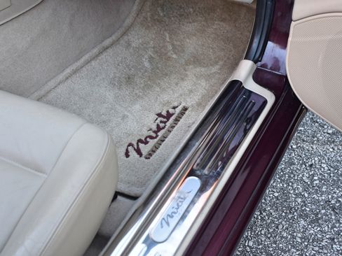 Used 2000 MAZDA MX-5 Miata Special Edition image 33