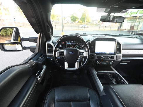 Used 2022 Ford F250 Lariat image 24