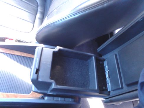 Used 2012 Buick Enclave Premium image 26