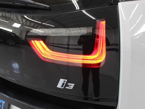 Used 2015 BMW i3 image 8