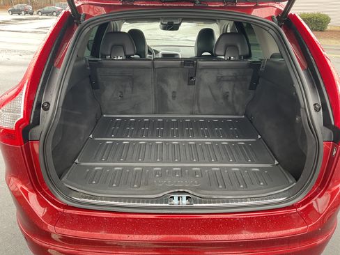 Used 2017 Volvo XC60 T5 Inscription image 13