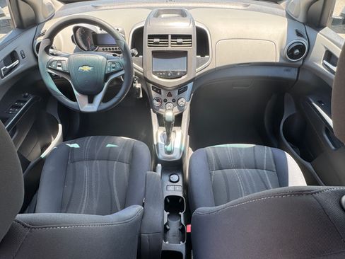 Used 2016 Chevrolet Sonic LT Sedan FWD image 21