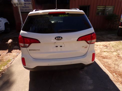 Used 2014 Kia Sorento EX-L image 6