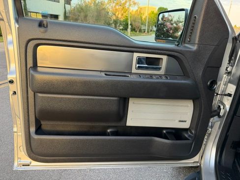 Used 2013 Ford F150 4x4 Crew Cab SVT Raptor image 15