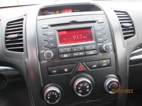 Used 2016 Ford Edge Titanium image 10