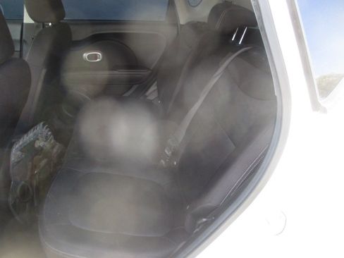 Used 2016 Kia Soul image 12