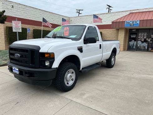 Used 2008 Ford F250 XL image 1