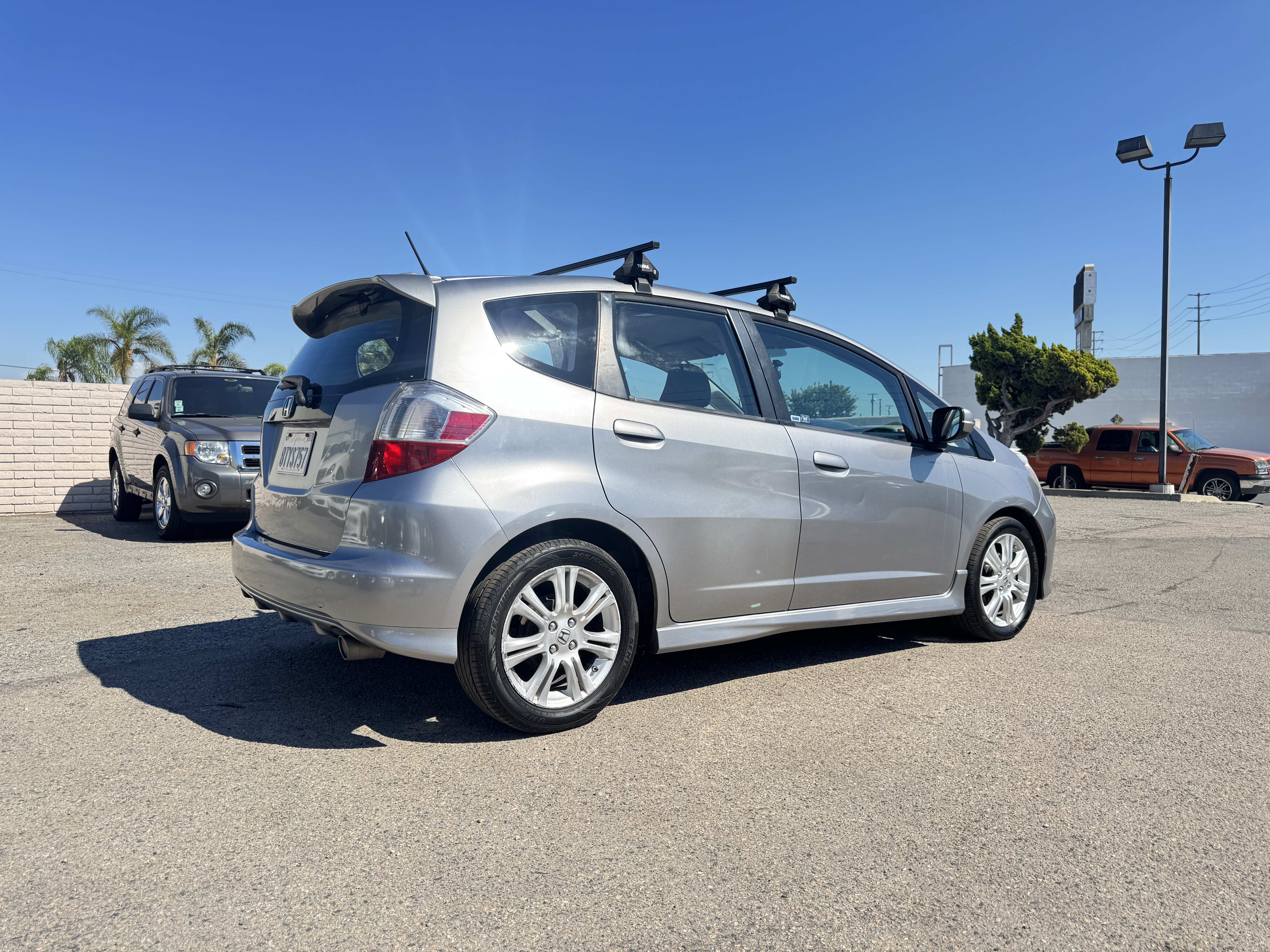 Used 2010 Honda Fit Sport image 9