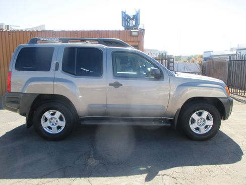 Used 2006 Nissan Xterra 4WD S image 2